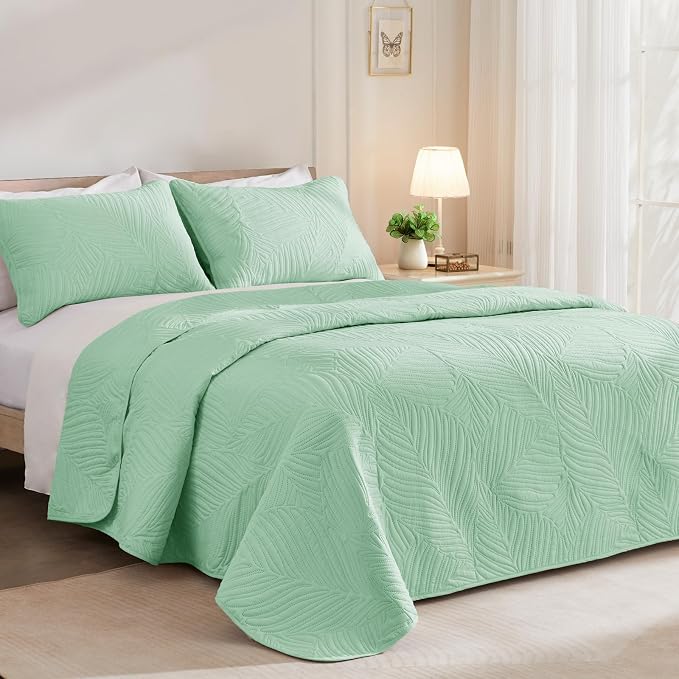 Exclusivo Mezcla California King Quilt Bedding Set, Microfiber Bedspreads | - Image 2