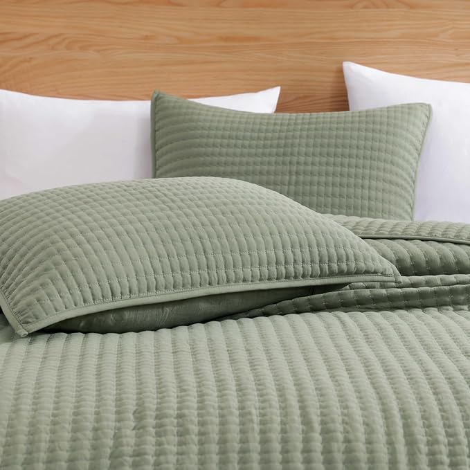 Oversized King Quilt-Sage Green Lightweight Bedspreads Quilt Bedding Set | Soft - Image 8