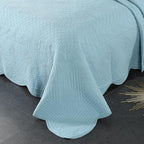 ROOMLIFE Quilt Set King Size 3D Floral Embroidery Pattern 3-Piece Cotton - Image 3