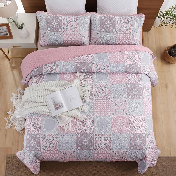 Pink Grey Quilt Set Queen Size, Boho Plaid Patchwork Bedspread Coverlet Set | - Image 3