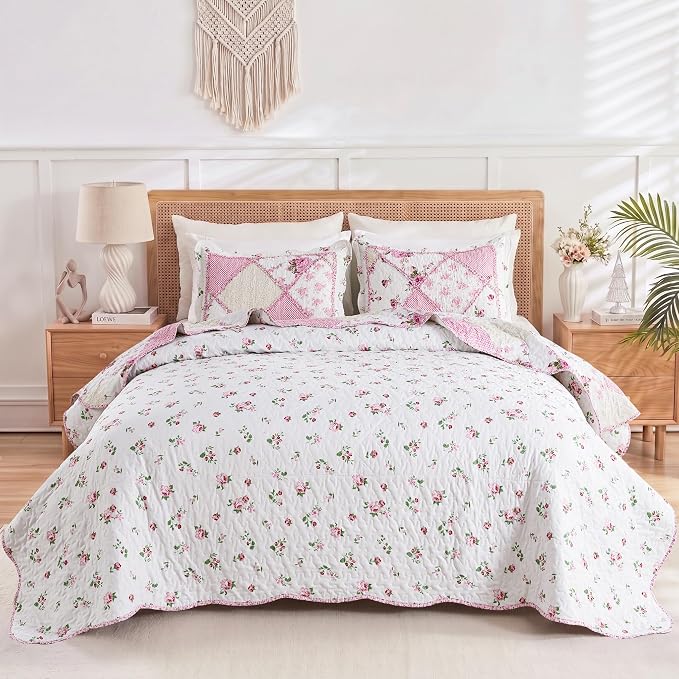 Oversized King Size Quilt Set 128x120 Pink Floral Patchwork Bedspreads Set | - Image 3