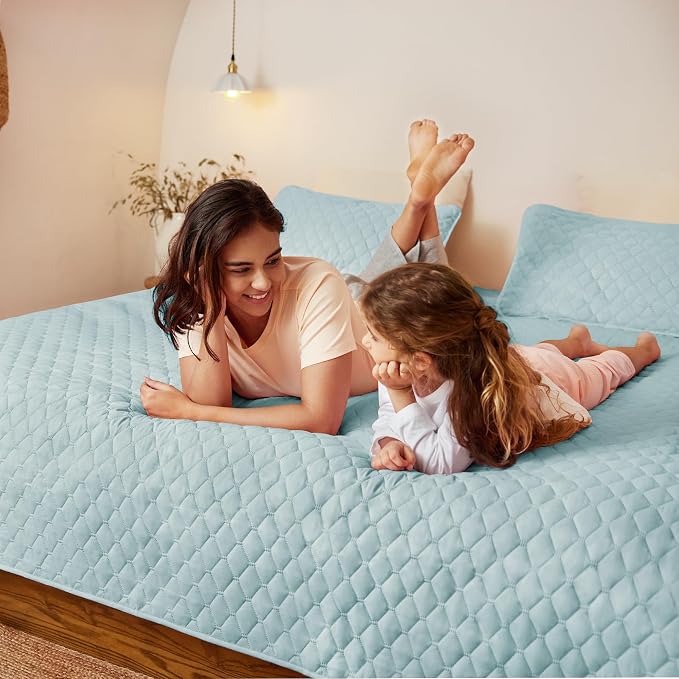 Exclusivo Mezcla Reversible Full Queen Quilt Bedding Set, Light Blue | - Image 3