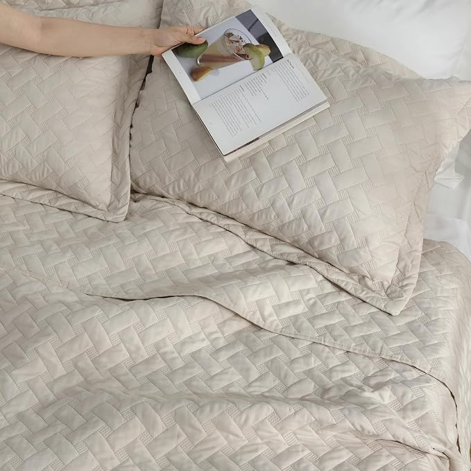 Bedsure King Size Quilt, Lightweight Comforter Set, Light Beige Bedspread | - Image 8