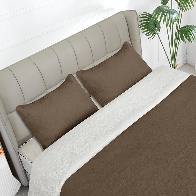 Easy-Going Reversible Quilt Set Full/Queen, Bedspread - Image 2