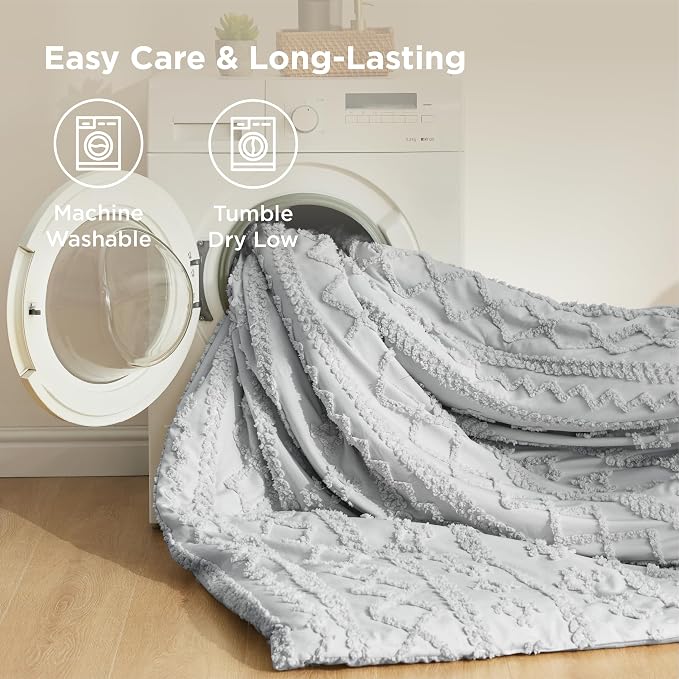 Bedsure Tufted Boho Comforter Set Oversized King - Image 5