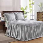 Ruffle Skirt Bedspread Set by Uozzi+Bedding