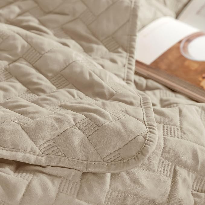 Bedsure Quilts Queen Size, Lightweight Comforter Set, Light Khaki Bedspread | - Image 4