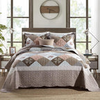 Etwel Lightweight Patchwork King Size Quilt Set by Unknown