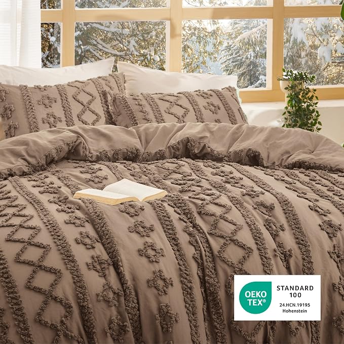 Bedsure Tufted Boho Comforter Set King Size - Image 5