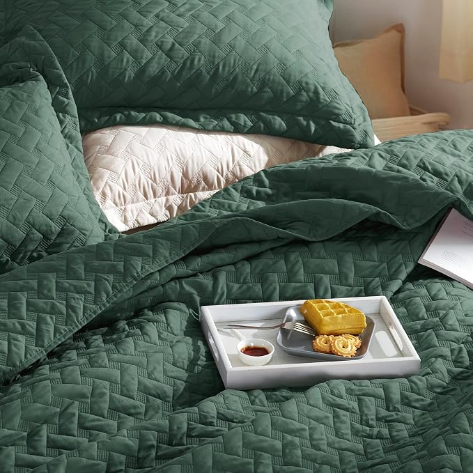 Bedsure King Size Quilt, Lightweight Comforter Set, Dark Green Bedspread | - Image 2