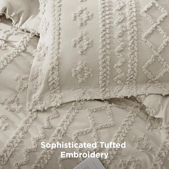 Bedsure Tufted Boho Comforter Set King Size - Image 5