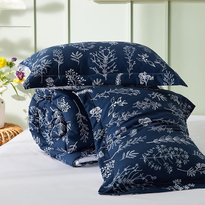Bedsure Navy Queen Comforter Set - Image 7