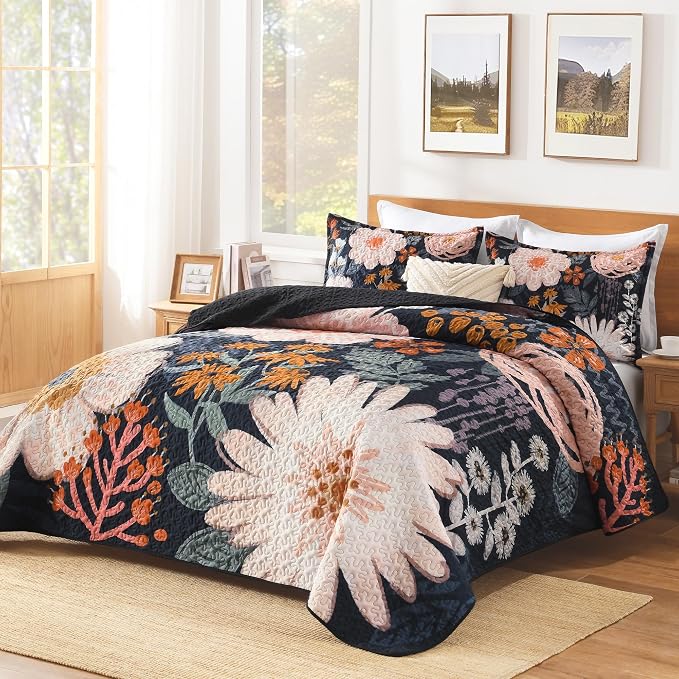 Quilt King Size, Reversible Polyester Coverlet Set - Image 2
