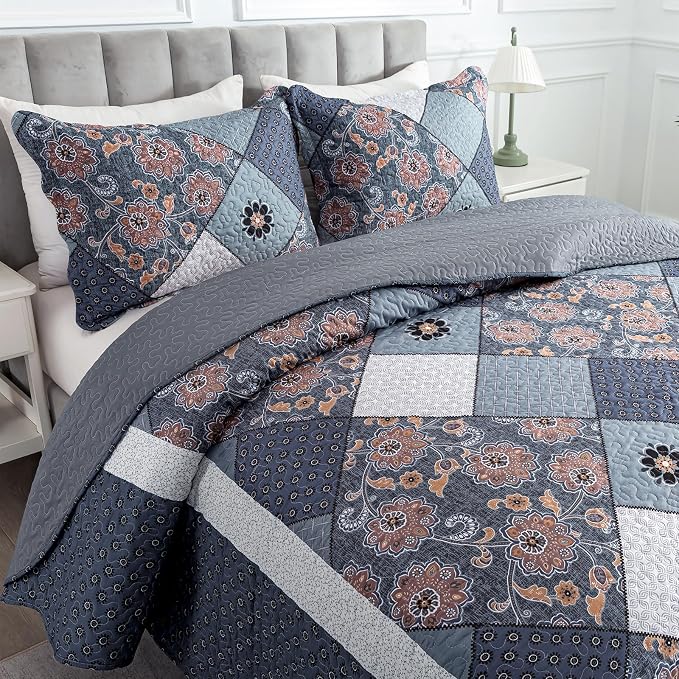 3-Piece King Bedspread Quilt Set Lightweight Coverlet Set Garden Style Floral - Image 3