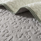 Etwel Lightweight Queen Size Quilt Set - Image 6