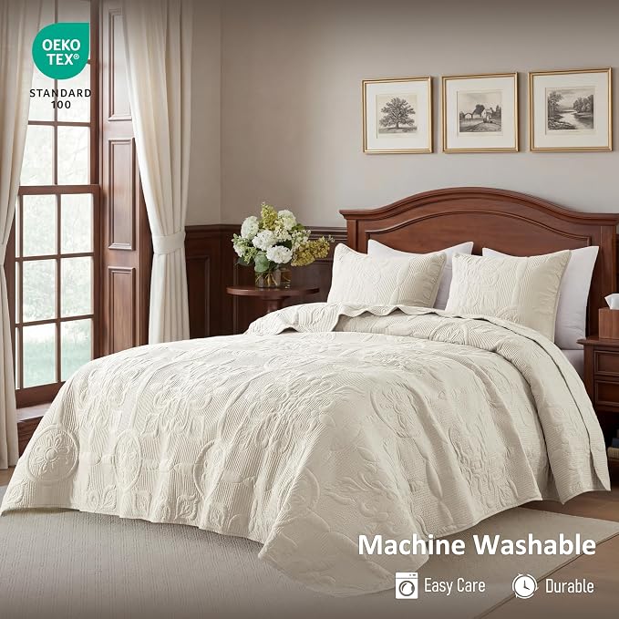 Light Beige Damask Quilt King Size Bedding Sets - Image 2