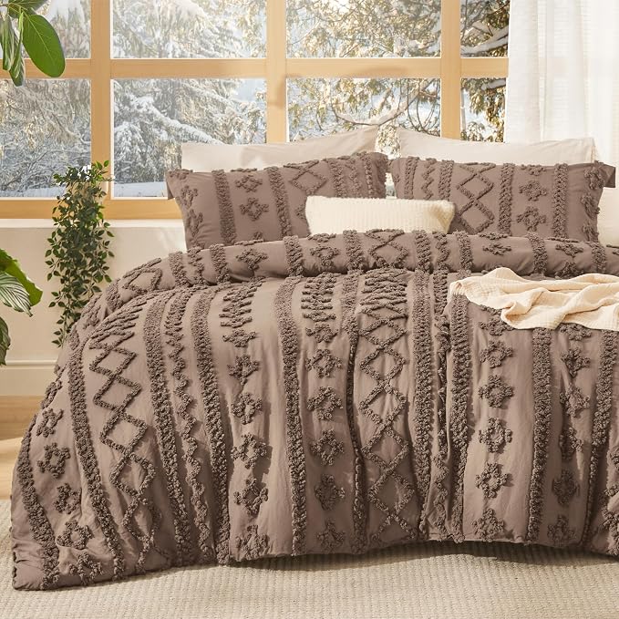 Bedsure Tufted Boho Comforter Set King Size by Unknown