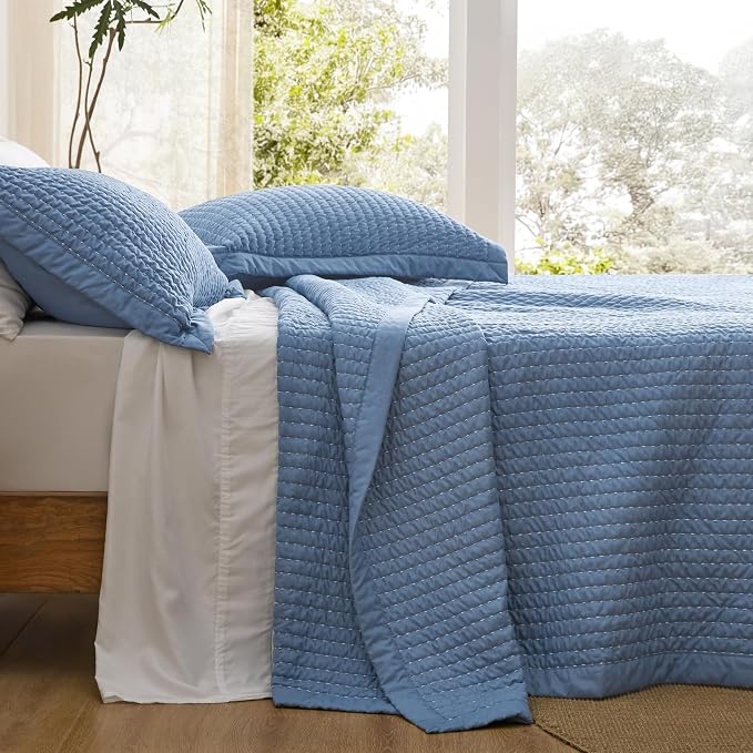 Bedsure Quilts Queen Size, Lightweight Striped Thin Comforter, Ultra Soft - Image 2