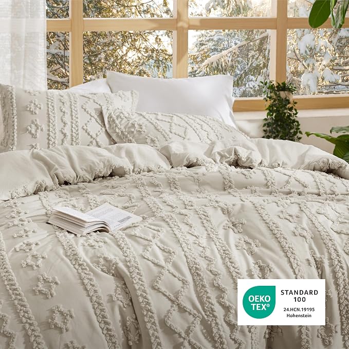 Bedsure Tufted Boho Comforter Set King Size - Image 6