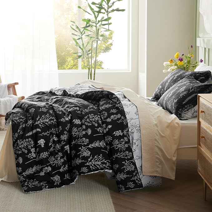 Bedsure Black King Comforter Set - Image 4